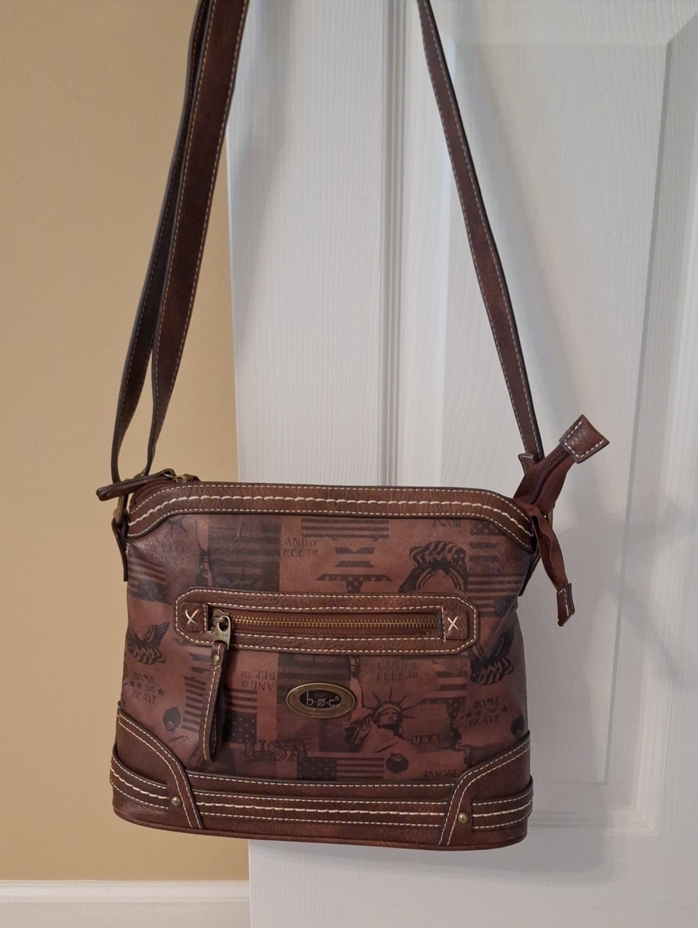 b.o.c. Patriotic Purse - Picture 2 of 16